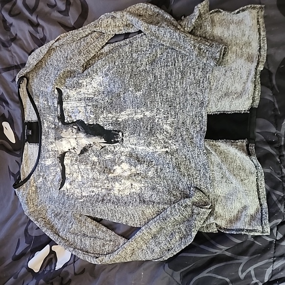 Rock & Republic Top - Picture 1 of 5